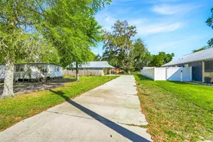 342 NW 9th Ave, Webster, FL 33597 - Photo 26