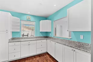 2923 Conway Gardens Rd, Orlando, FL 32806 - Photo 20