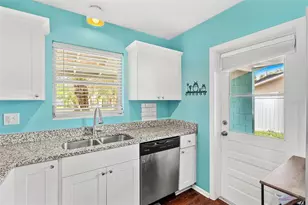 2923 Conway Gardens Rd, Orlando, FL 32806 - Photo 22