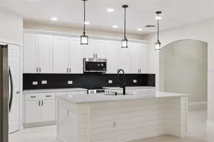 6615 Helmsley Cir, Windermere, FL 34786 - Photo 14