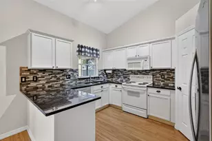 11748 Ocklawaha Dr, Leesburg, FL 34788 - Photo 10