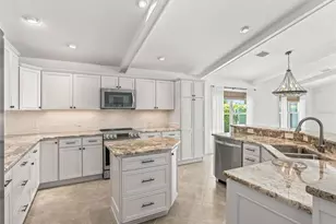 3776 E Torch Lake Dr, The Villages, FL 32163 - Photo 18