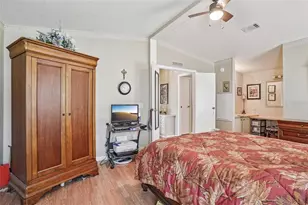 510 Bonita Dr, The Villages, FL 32159 - Photo 22