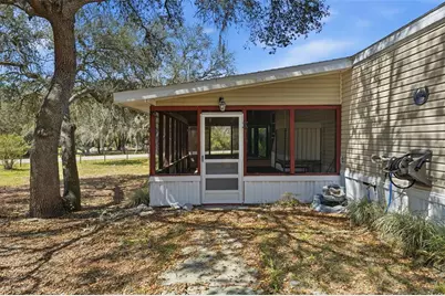 31621 S Lake Drive, Eustis, FL 32736 - Photo 10