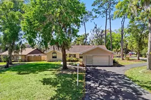 504 Co Rd 468, Fruitland Park, FL 34731 - Photo 4