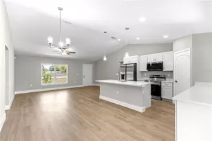 22 Malauka Run Ln, Ocklawaha, FL 32179 - Photo 10