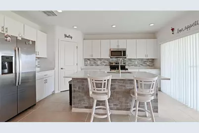 1020 Calico Pointe Circle, Groveland, FL 34736 - Photo 4