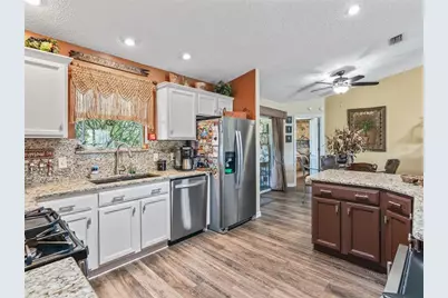 9200 SE 179th Wesley Street, The Villages, FL 32162 - Photo 18