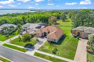 5414 Sandy Hill Ln, Lady Lake, FL 32159 - Photo 2