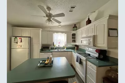 529 Rainbow Boulevard, The Villages, FL 32159 - Photo 12