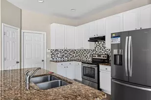 2117 Lili Petal Ct, Sanford, FL 32771 - Photo 10