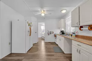 180 Paradise N, Leesburg, FL 34788 - Photo 12