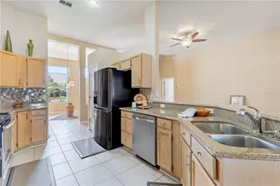 2710 Autumn Ln, Eustis, FL 32726 - Photo 10