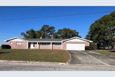 520 8th Street S, Dundee, FL 33838 - Photo 1