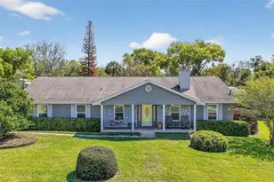 1762 Hamlin Ct, Mount Dora, FL 32757 - Photo 2