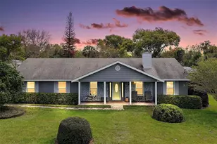 1762 Hamlin Ct, Mount Dora, FL 32757 - Photo 1