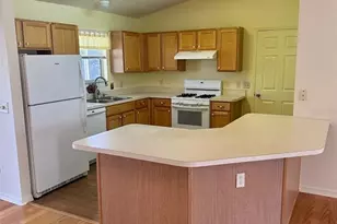 9230 SE 179th Wesley St, The Villages, FL 32162 - Photo 6