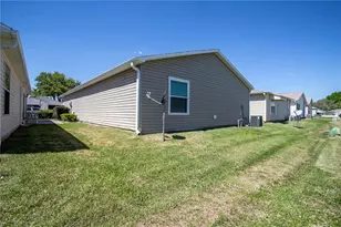17403 SE 77th Sycamore Ave, The Villages, FL 32162 - Photo 22