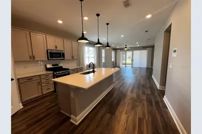 2448 Spring Breeze Drive, Leesburg, FL 34748 - Photo 2