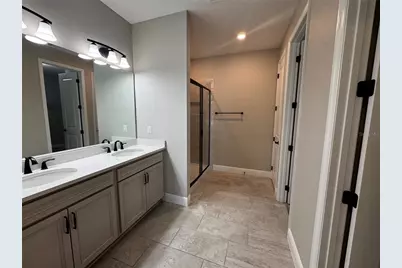 2448 Spring Breeze Drive, Leesburg, FL 34748 - Photo 8