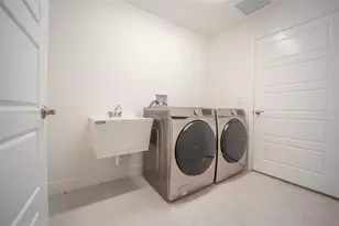 858 Bowden Rd, The Villages, FL 32163 - Photo 14