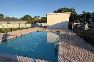 2525 6th Ave Dr E, Bradenton, FL 34208 - Photo 18