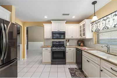 110 Chula Vista Avenue, The Villages, FL 32159 - Photo 22