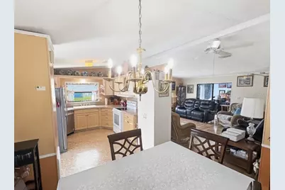 710 Oak Boulevard, Wildwood, FL 34785 - Photo 6