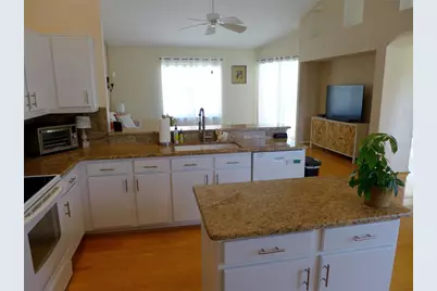 9003 Oakcrest Circle, Mount Dora, FL 32757 - Photo 10