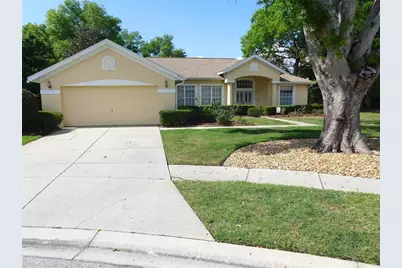 9003 Oakcrest Circle, Mount Dora, FL 32757 - Photo 1