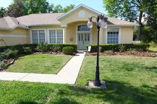 9003 Oakcrest Cir, Mount Dora, FL 32757 - Photo 2