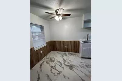 822 N New Hampshire Avenue, Tavares, FL 32778 - Photo 4