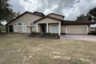 26812 Bella Vista Dr, Howey in the Hills, FL 34737 - Photo 2