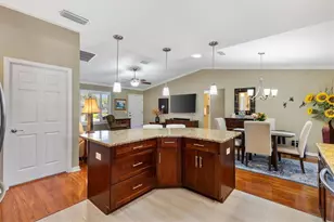 17448 SE 74th Seabrook Ct, The Villages, FL 32162 - Photo 12