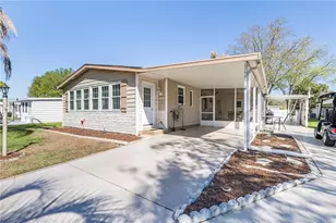 809 Orchid St, Lady Lake, FL 32159 - Photo 4