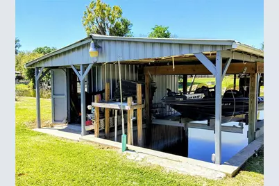 664 Cr 467, Lake Panasoffkee, FL 33538 - Photo 34