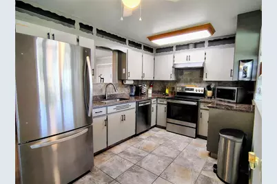 664 Cr 467, Lake Panasoffkee, FL 33538 - Photo 16