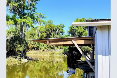 664 Cr 467, Lake Panasoffkee, FL 33538 - Photo 10