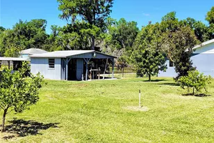 664 Cr 467, Lake Panasoffkee, FL 33538 - Photo 36