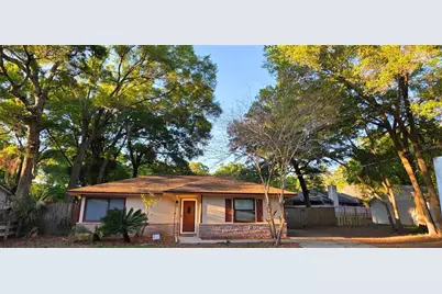 25829 Westmoreland Street, Sorrento, FL 32776 - Photo 2