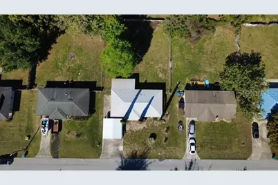 443 Winners Circle, Lady Lake, FL 32159 - Photo 2