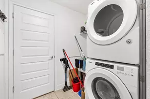 9778 Pepper Tree Pl, Wildwood, FL 34785 - Photo 32