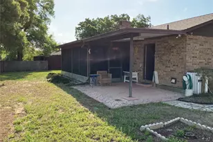 1922 Cornelia Dr, Eustis, FL 32726 - Photo 6