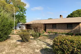 1922 Cornelia Dr, Eustis, FL 32726 - Photo 2