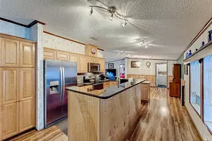 1658 Elkhart Cir, Tavares, FL 32778 - Photo 4