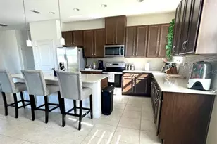 3060 Crispin Cir, Harmony, FL 34773 - Photo 10