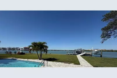 584 Crystal Drive, Madeira Beach, FL 33708 - Photo 4