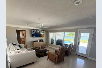 584 Crystal Drive, Madeira Beach, FL 33708 - Photo 10