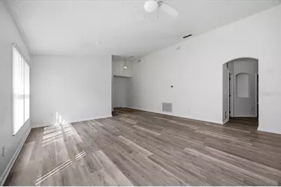 15702 Bay Vista Drive, Clermont, FL 34714 - Photo 6