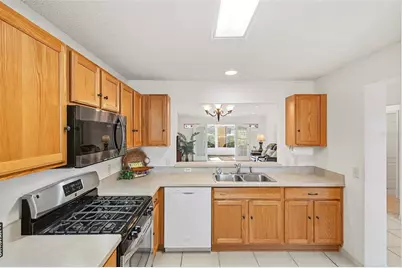 1469 Ramon Road, The Villages, FL 32162 - Photo 4